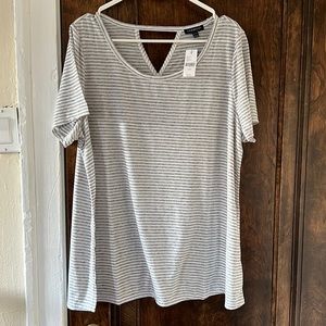 Lane Bryant striped t-shirt. Size 18/20.